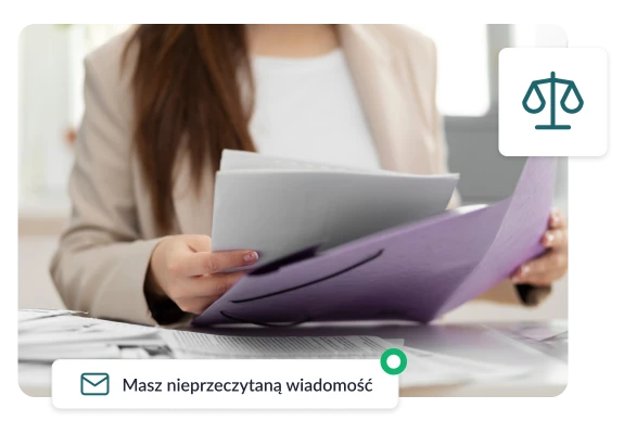 Kobieta przeglądająca dokumenty dotyczące wniosku o zabezpieczenie alimentów, z widoczną ikoną powiadomienia o nowej wiadomości.